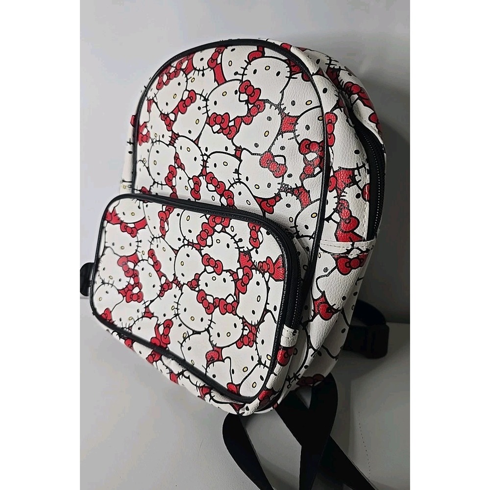 Hello Kitty Mini Backpack - Picture 6 of 7